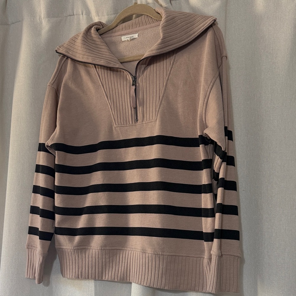 Maurice’s Half Zip sweatshirt